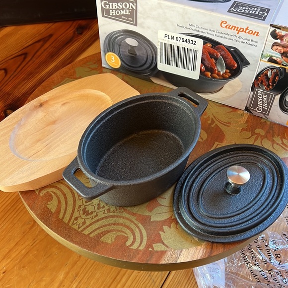 Gibson Home Campton 3 piece Mini Cast Iron Oval Casserole with Wooden Base - NIB - Picture 9 of 16
